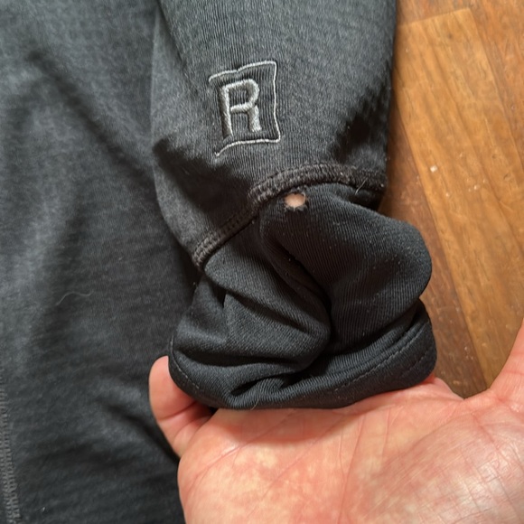 Patagonia R1 Pullover - Picture 3 of 8